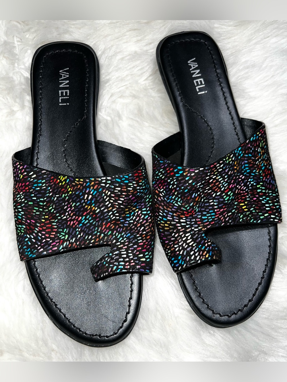 Vaneli Leather Sandals Stunning Colorful Black/Multicolor Women’s 9W (9 Wide)